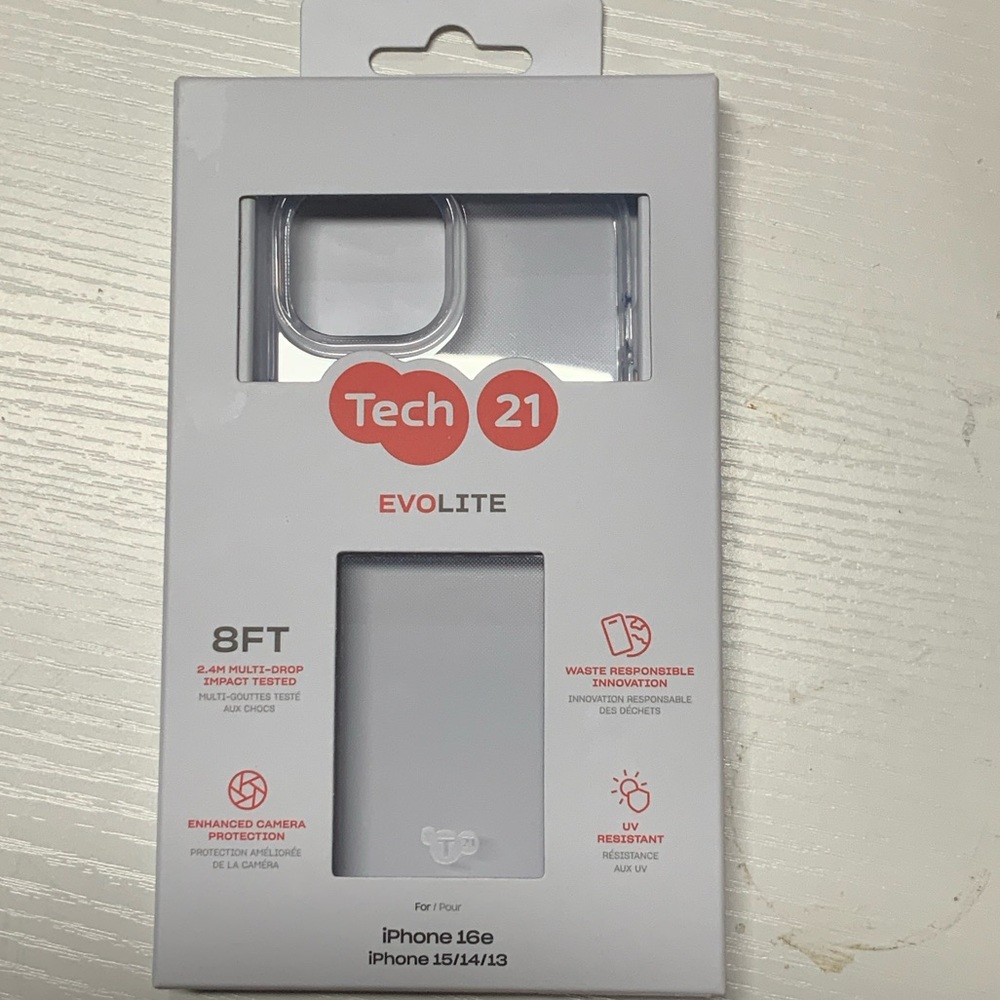 Tech21 EvoLite Transparent Case for iPhone 16E